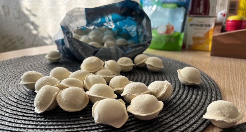 Перемолотые рога и копыта в тесте: Роскачество назвало худшие марки пельменей, не вздумайте брать