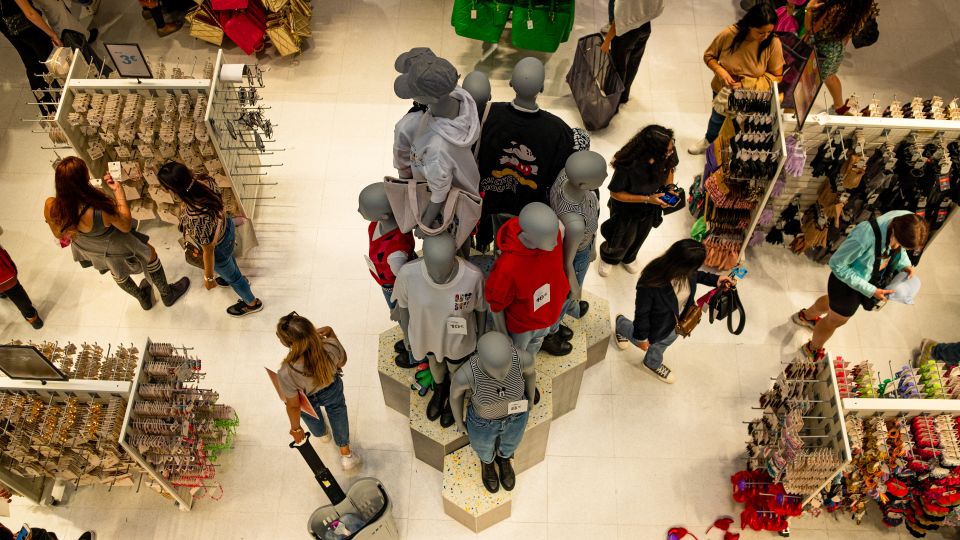 Секреты для модниц: как купить брендовые вещи почти бесплатно