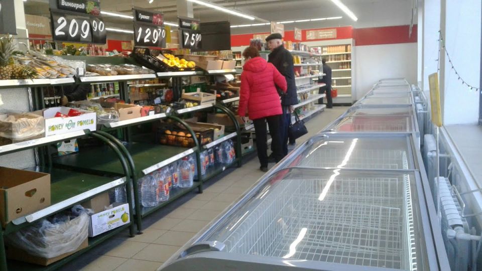 Ритейл в кризисе: как лидеры рынка пересматривают свои стратегии