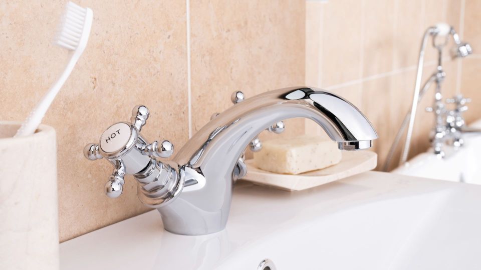 ��������� ��� 2 ��������: ��������� ������ �� ��������� �������� ���� � �������