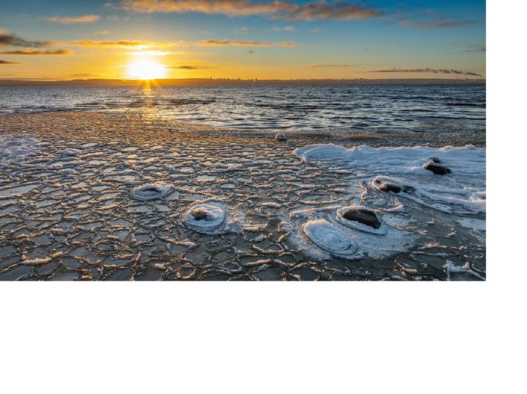 Новые законы, меняющие жизнь россиян с 1 января 2026 года