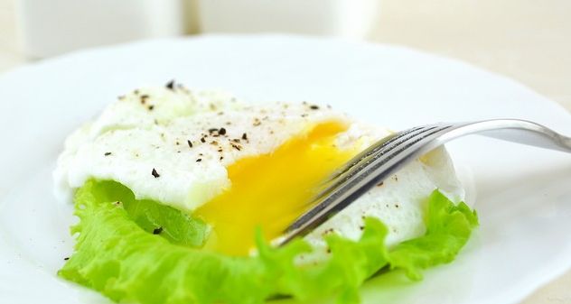 Идеальные яйца-пашот: секреты искусного приготовления