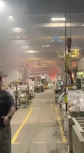 Появилось видео пожара в цехе Заволжского моторного завода