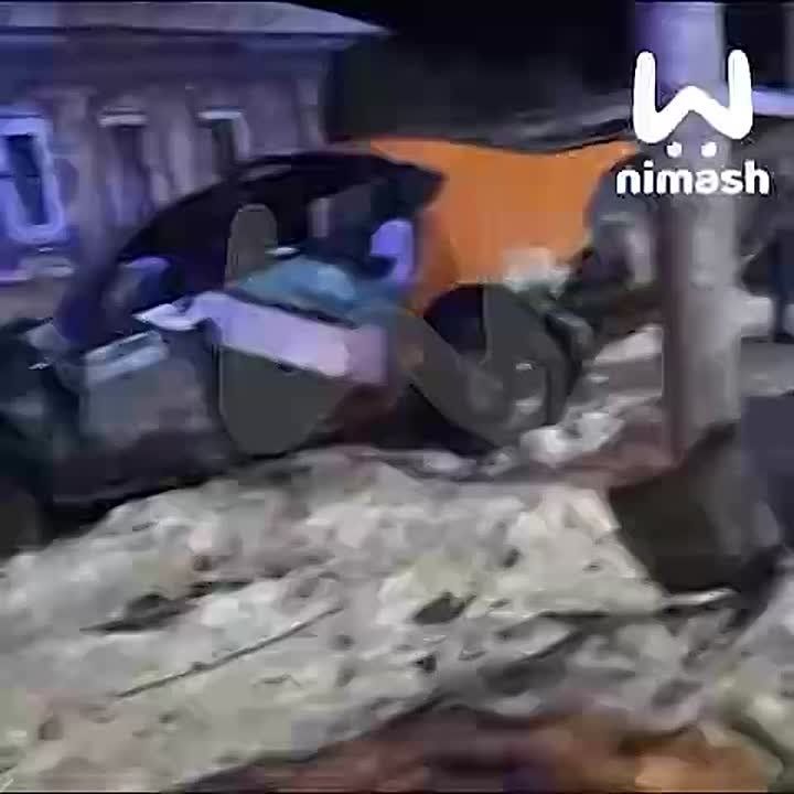 ,      ,    -