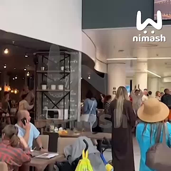           15:30      