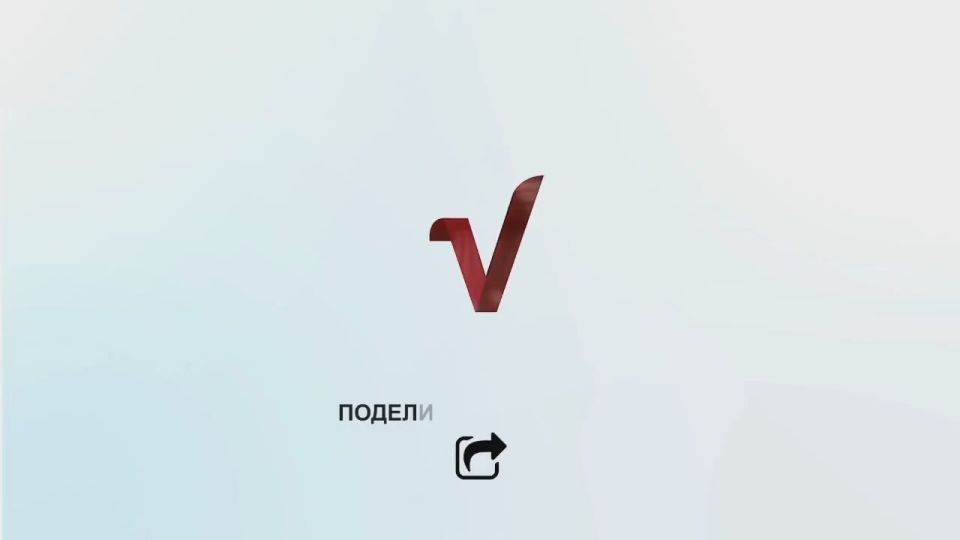 Ƹ      
