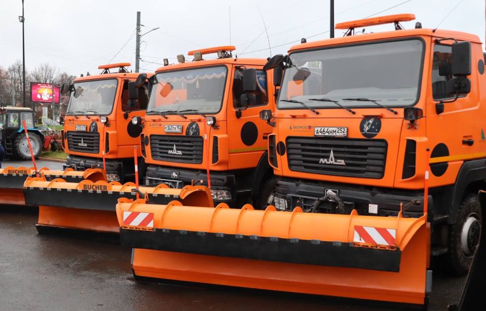 Вместе с главой Советского района Александром Ивановым мы проверили готовность дорожных служб к работе в зимних условиях