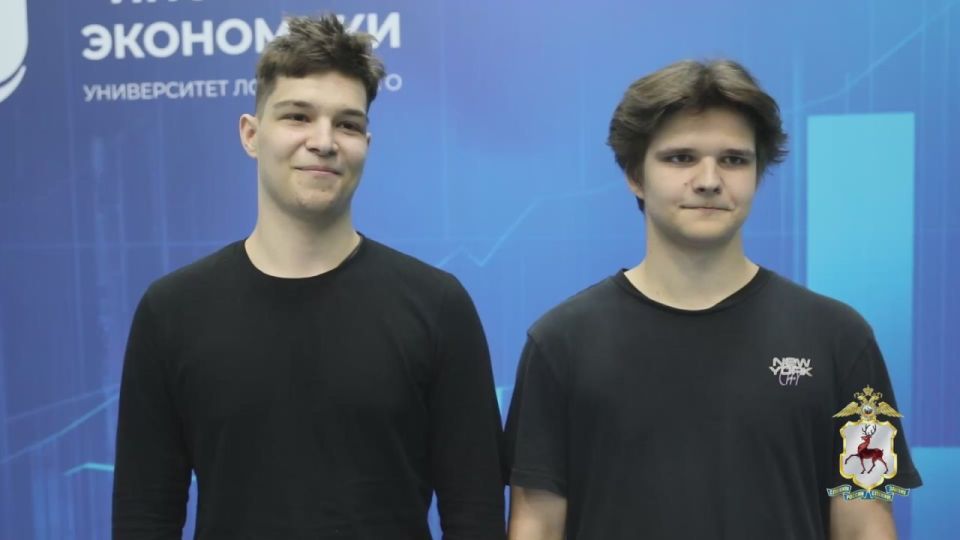 Как не попасться на уловки мошенников рассказал полковник юстиции Сергей Арефьев, начальник отдела по расследованию преступлений в сфере компьютерной информации и высоких технологий следственной части ГСУ ГУ МВД России по...