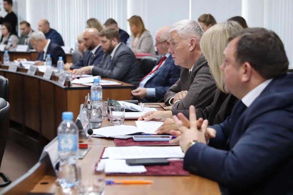 Городская Дума Нижнего Новгорода передала в муниципальную собственность 50 квартир для детей-сирот