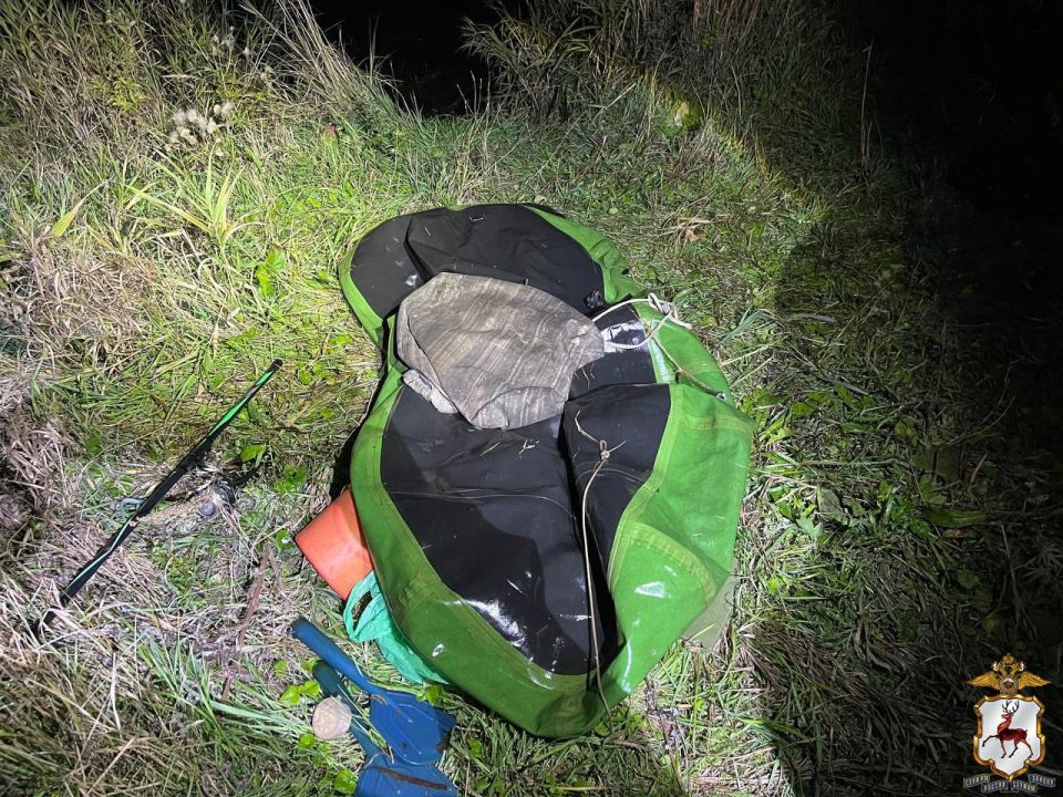 В Перевозском округе полицейский пресек незаконный вылов рыбы с использованием сети