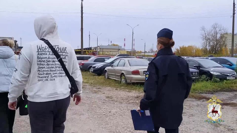 В Нижнем Новгороде следователи вернули потерпевшему похищенный автомобиль стоимостью 13 000 000 рублей