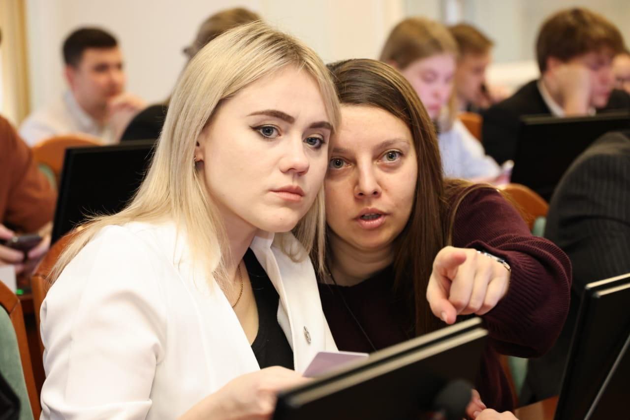 Молодежный парламент при ЗакСобрании Нижегородской области реализует уникальные проекты, в том числе международные – с Беларусью, странами БРИКС Молодежный парламент при ЗакСобрании Нижегородской области реализует уникальные проекты, в том числе международные – с Беларусью, странами БРИКС