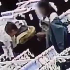 Массовая кража мобильников в нижегородских торговых центрах