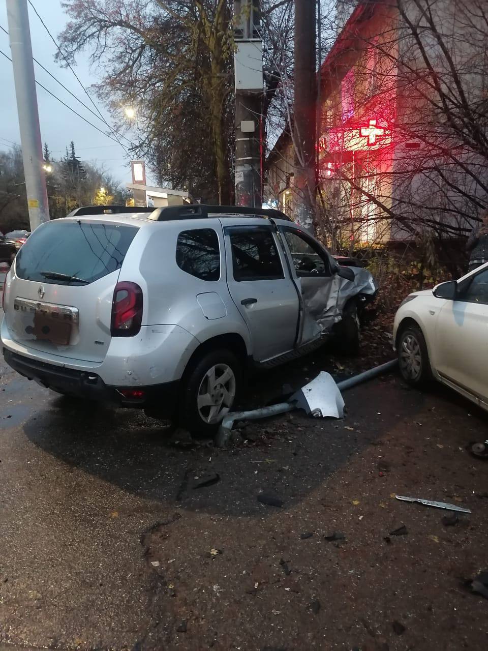 За минувшие сутки 28 октября 2025 года на территории Нижегородской области произошло 16 ДТП с пострадавшими, в которых 1 человек погиб, 20 получили травмы, 2 из них несовершеннолетние За минувшие сутки 28 октября 2025 года на территории Нижегородской области произошло 16 ДТП с пострадавшими, в которых 1 человек погиб, 20 получили травмы, 2 из них несовершеннолетние