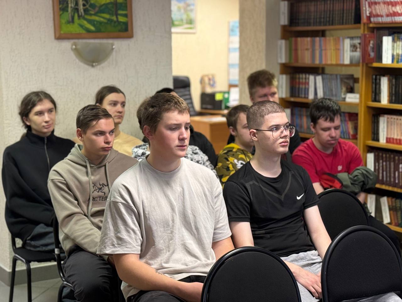 Атмосфера творчества и мозгового штурма царила в стенах МИЦПК Центральной городской библиотеки им. В.И. Ленина в рамках цикла интерактивных игр по избирательной тематике! Атмосфера творчества и мозгового штурма царила в стенах МИЦПК Центральной городской библиотеки им. В.И. Ленина в рамках цикла интерактивных игр по избирательной тематике!