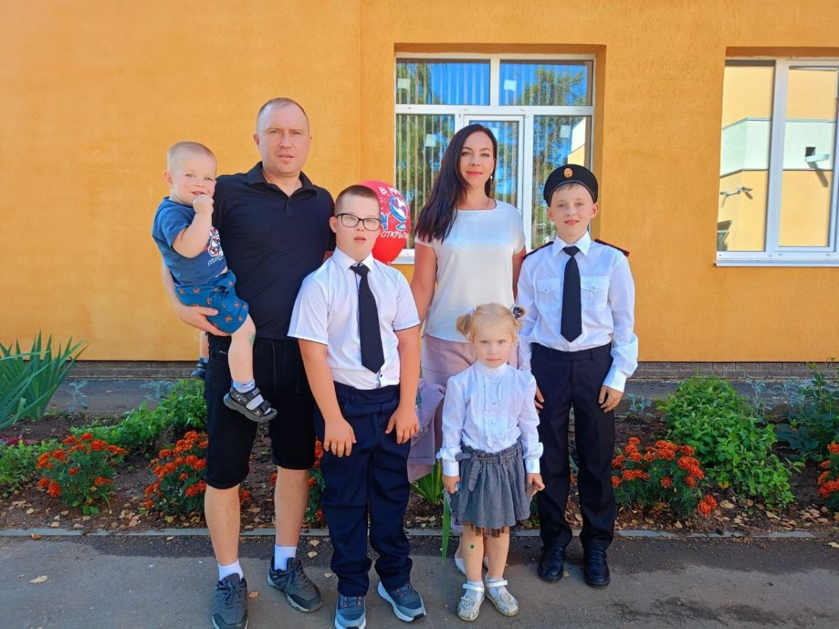 «Мы самые счастливые родители!» – многодетная мама из Арзамаса поделилась секретами воспитания четверых детей