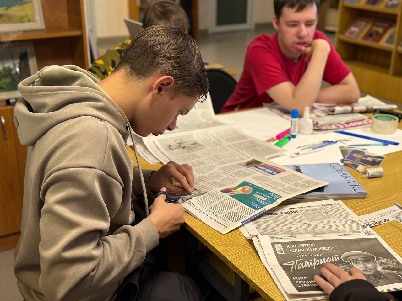 Атмосфера творчества и мозгового штурма царила в стенах МИЦПК Центральной городской библиотеки им. В.И. Ленина в рамках цикла интерактивных игр по избирательной тематике! Атмосфера творчества и мозгового штурма царила в стенах МИЦПК Центральной городской библиотеки им. В.И. Ленина в рамках цикла интерактивных игр по избирательной тематике!