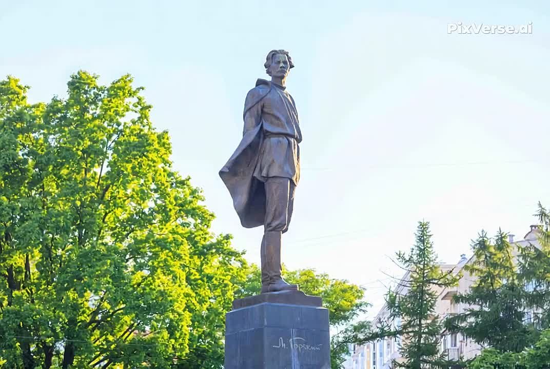 Знаете, куда идёт наш легендарный земляк? Подписываться на «Нижегородскую правду» в MAX!