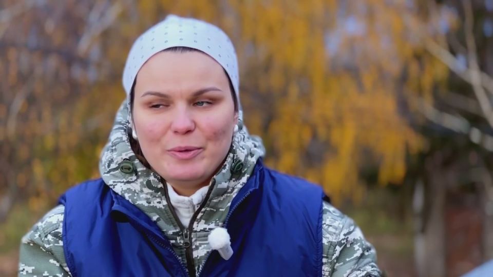 Игорь Кастюкевич: О волонтерстве, помощи жителям Курской области и настоящих человеческих ценностях - участники лагеря Единой России «Курский рубеж» Татьяна Малышева из Нижегородской области и Владимир Костин из Санкт-...