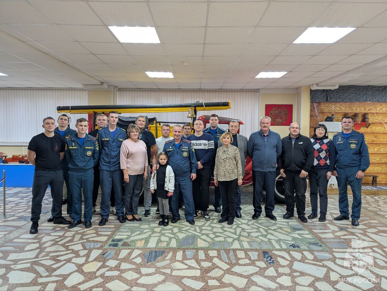 35 лет МЧС России: Образование и традиции! 35 лет МЧС России: Образование и традиции!