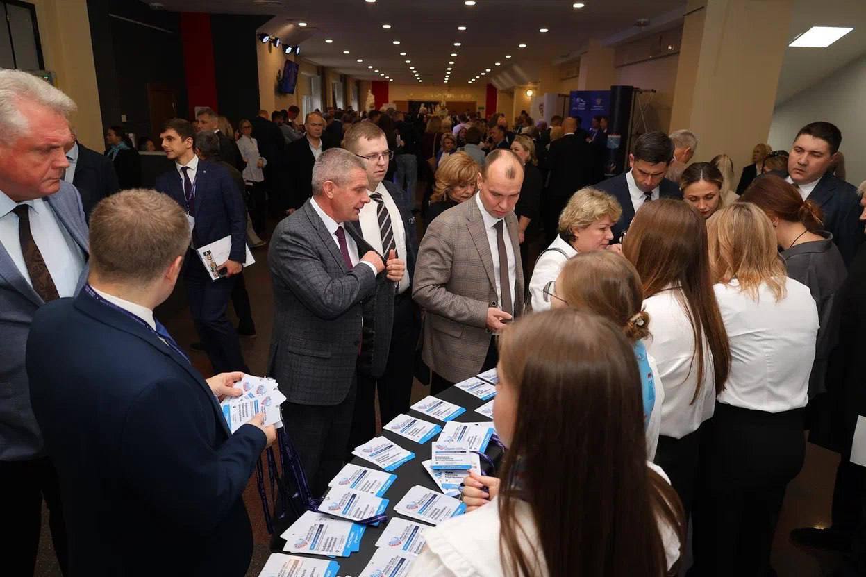 Друзья, я уже рассказывал вам о вручении III всероссийской муниципальной премии «Служение» Друзья, я уже рассказывал вам о вручении III всероссийской муниципальной премии «Служение»