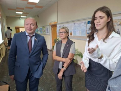 Новая неделя – новый импульс для развития округов и решения накопившихся вопросов