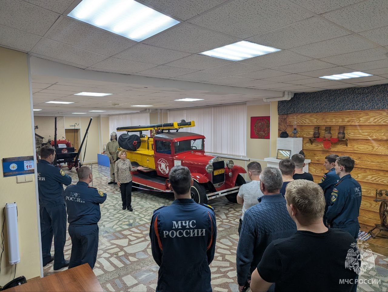 35 лет МЧС России: Образование и традиции! 35 лет МЧС России: Образование и традиции!