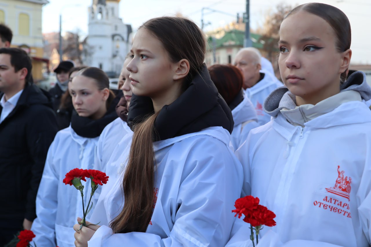 Евгений Чинцов: Участники акции «Алтарь Отечества» напоминают россиянам о силе сплоченности и важности сохранения традиций добрососедства Евгений Чинцов: Участники акции «Алтарь Отечества» напоминают россиянам о силе сплоченности и важности сохранения традиций добрососедства