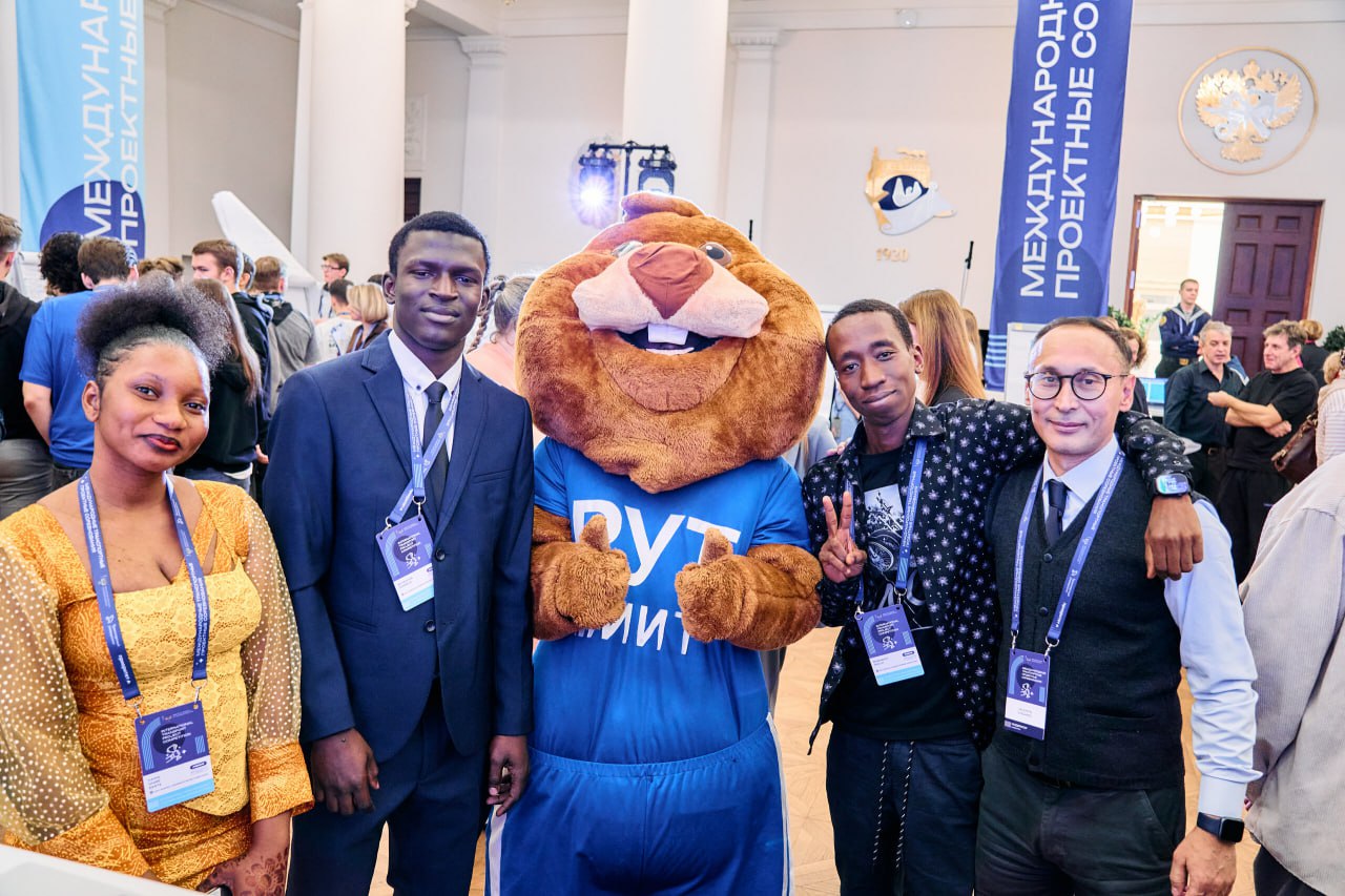 Объявлены победители Международных транспортных проектных соревнований — 2025! Объявлены победители Международных транспортных проектных соревнований — 2025!