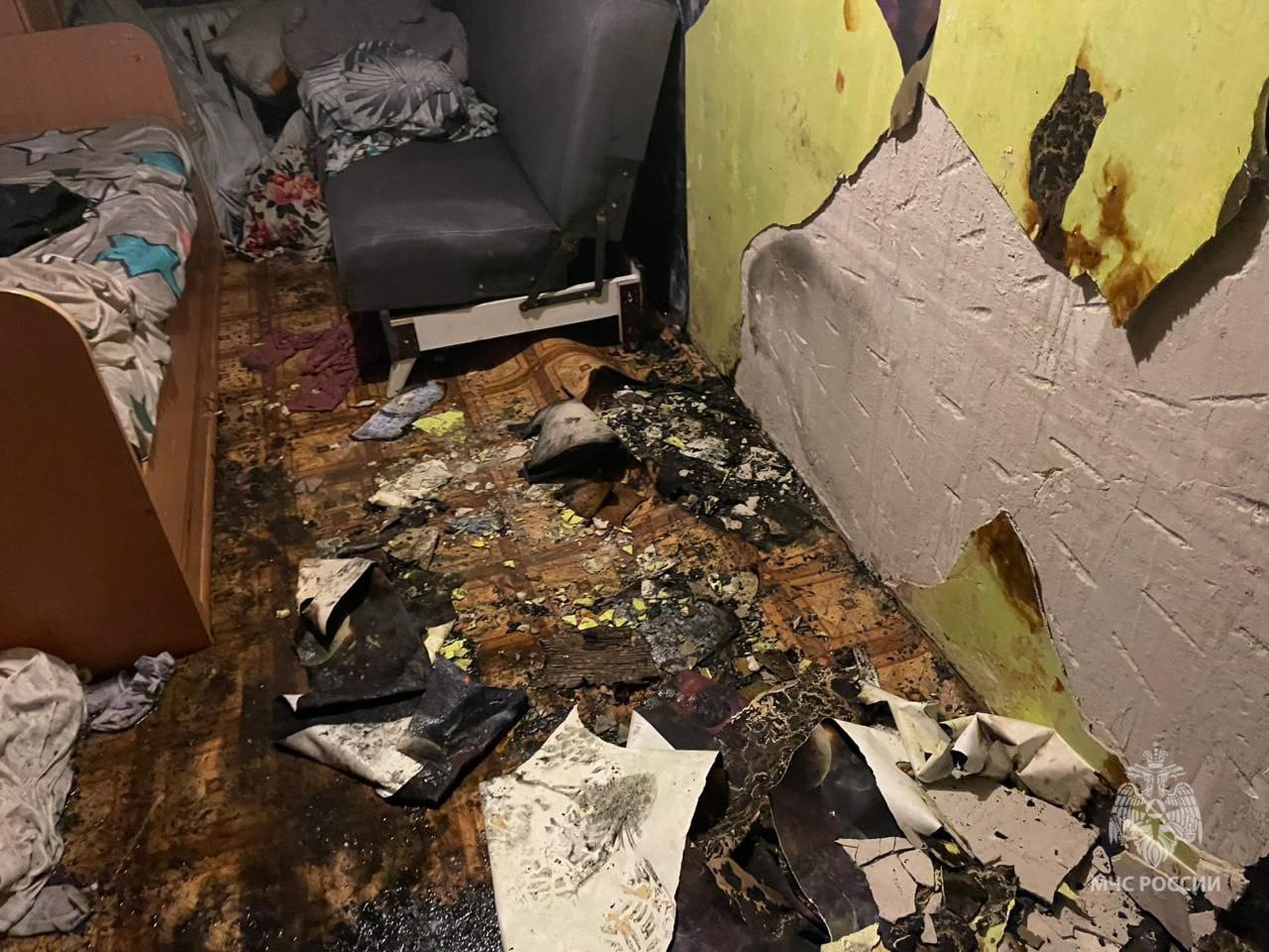 Из-за самоката загорелась квартира в Дзержинске Из-за самоката загорелась квартира в Дзержинске