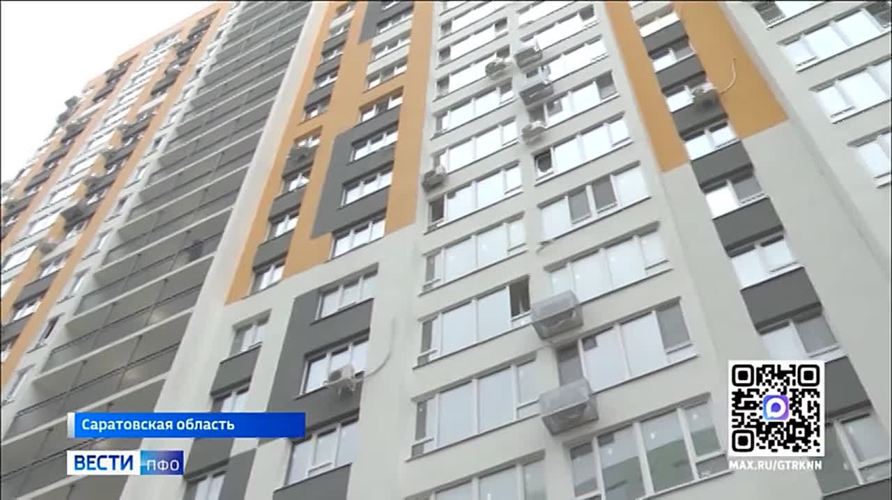 В Саратове прошли соревнования среди пожарных по скоростному подъему на 22 этаж