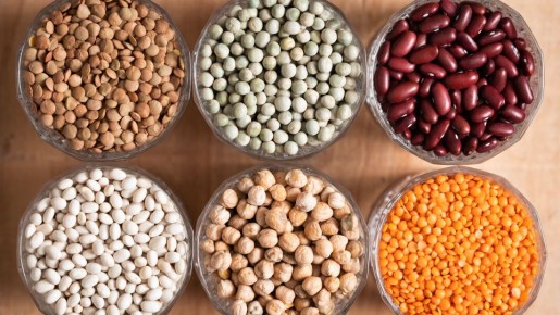 Фасоль и горох сварятся в три раза быстрее: вот что нужно добавить в воду