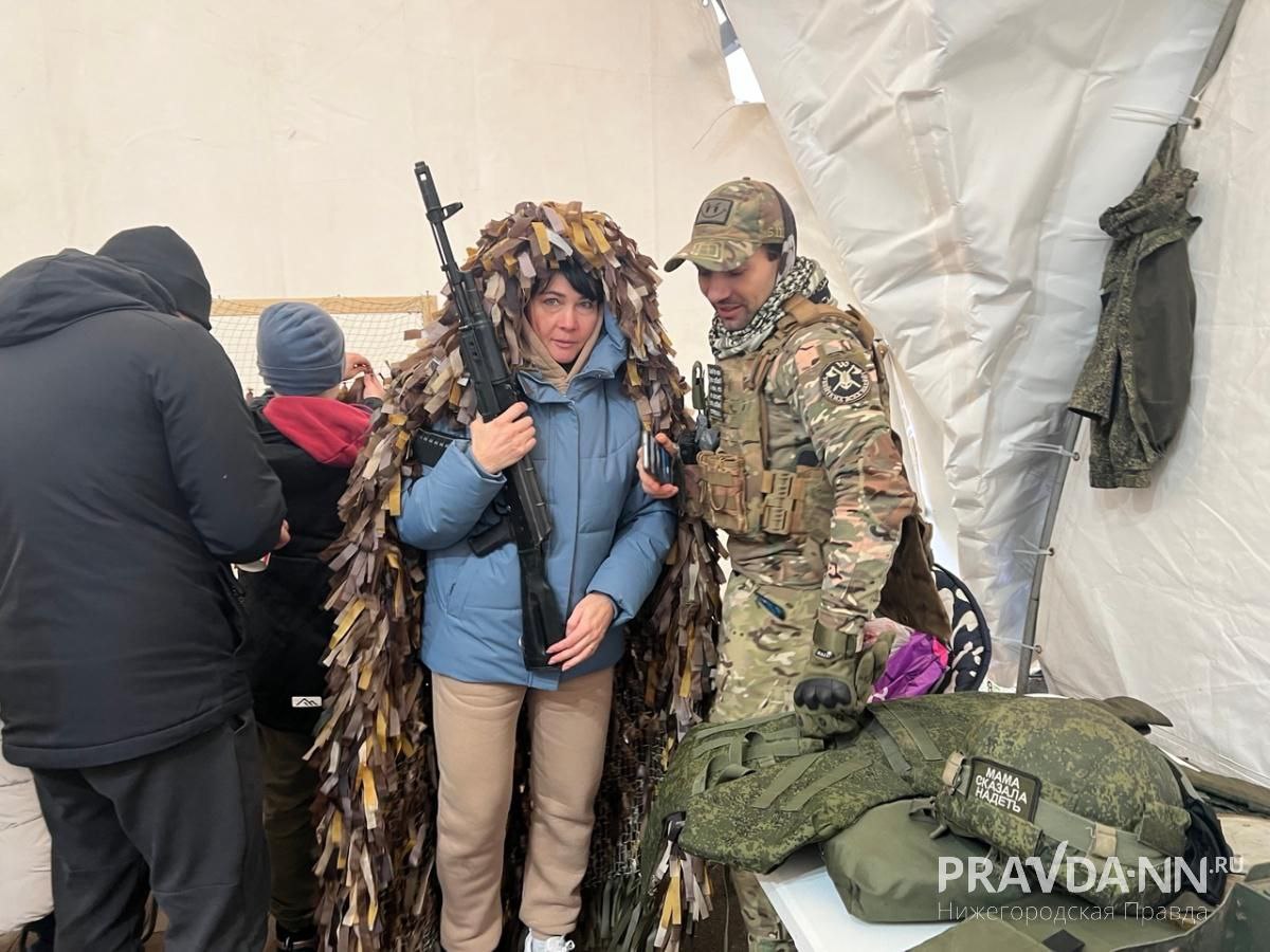 Экспозиция Народного фронта, посвященная СВО, вызывает огромный интерес у детей и взрослых на праздновании Дня народного единства Экспозиция Народного фронта, посвященная СВО, вызывает огромный интерес у детей и взрослых на праздновании Дня народного единства