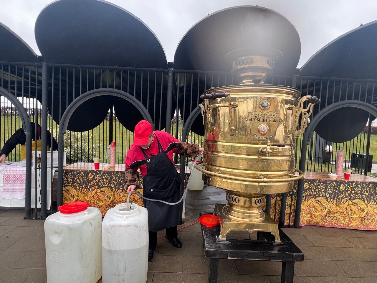 Грандиозный праздник Дня народного единства начинается на Нижегородской ярмарке Грандиозный праздник Дня народного единства начинается на Нижегородской ярмарке