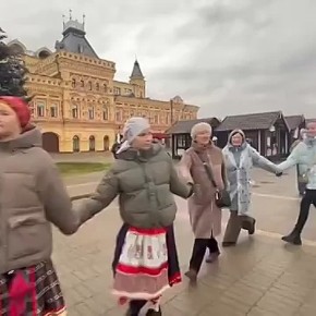 Массовый хоровод объединил нижегородцев на Нижегородской ярмарке