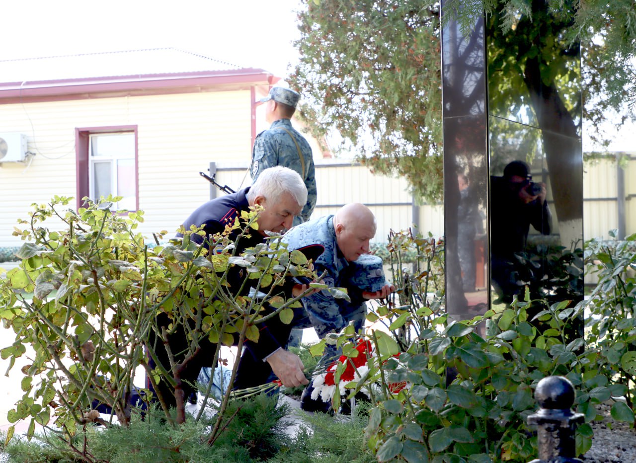 Юрий Арсентьев посетил коллег-нижегородцев, несущих службу в Республике Дагестан Юрий Арсентьев посетил коллег-нижегородцев, несущих службу в Республике Дагестан