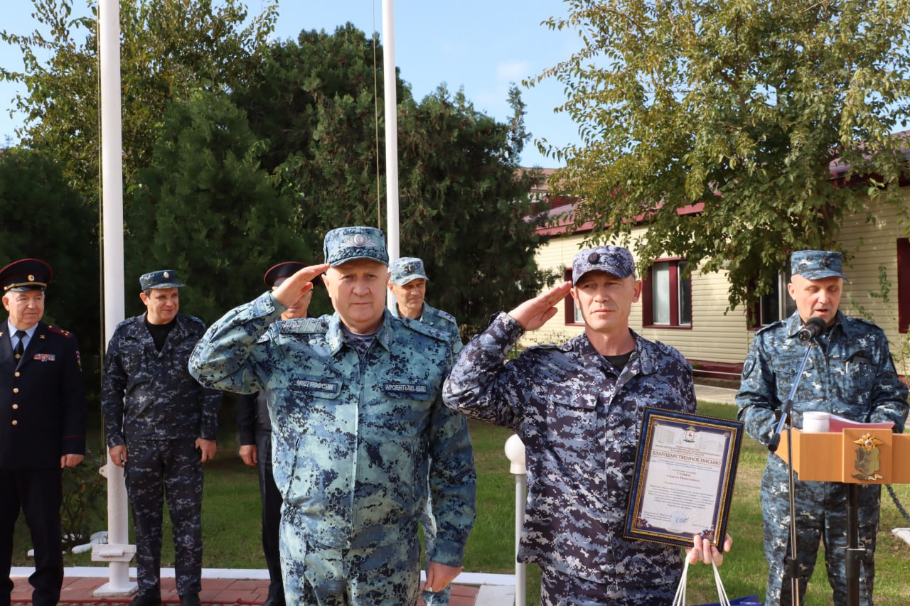 Юрий Арсентьев посетил коллег-нижегородцев, несущих службу в Республике Дагестан Юрий Арсентьев посетил коллег-нижегородцев, несущих службу в Республике Дагестан