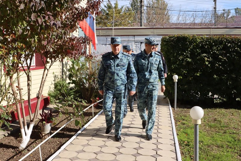 Юрий Арсентьев посетил коллег-нижегородцев, несущих службу в Республике Дагестан Юрий Арсентьев посетил коллег-нижегородцев, несущих службу в Республике Дагестан