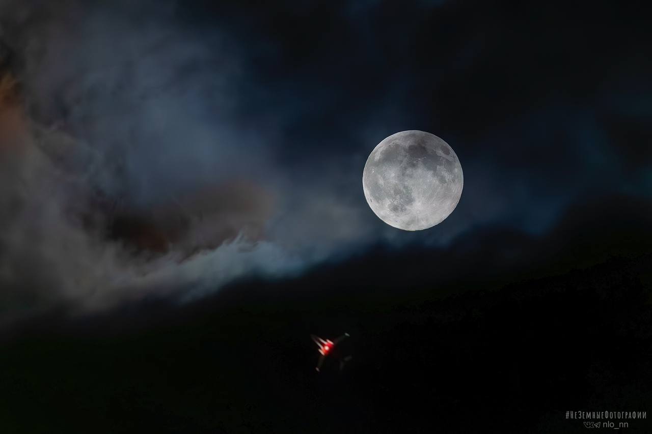 Успели вчера рассмотреть "Луну охотника"? Успели вчера рассмотреть "Луну охотника"?