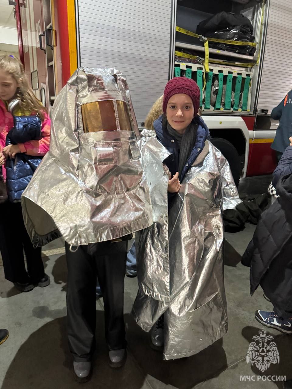 Юные спасатели в гостях у героев: 3-й класс школы №93 посетил 25-ю ПСЧ! Юные спасатели в гостях у героев: 3-й класс школы №93 посетил 25-ю ПСЧ!