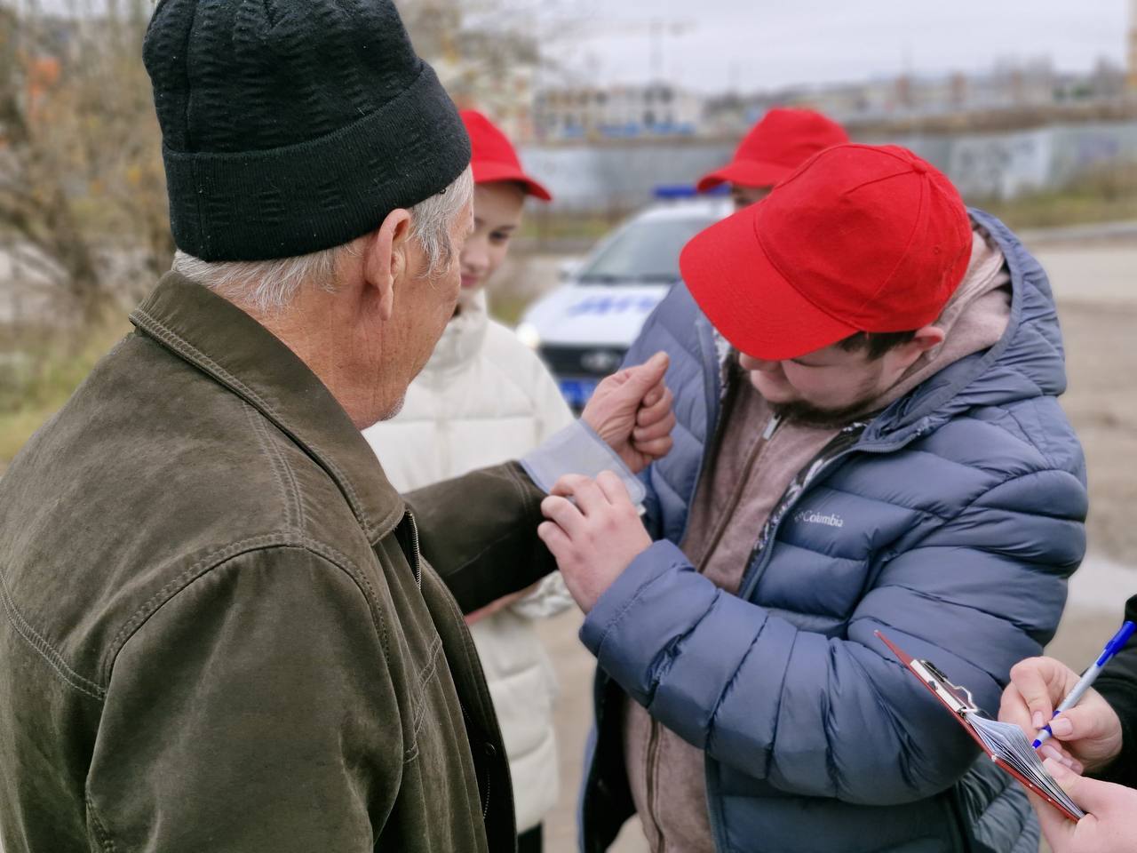 Госавтоинспекторы и студенты-медики на страже здоровья водителей на дорогах Арзамаса Нижегородской области Госавтоинспекторы и студенты-медики на страже здоровья водителей на дорогах Арзамаса Нижегородской области