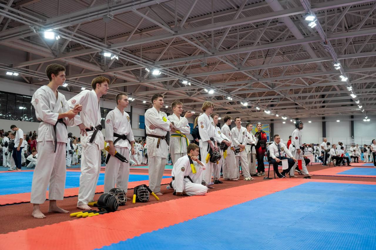Студент НИУ Президентской академии Егор Паутов завоевал золото Кубка России по восточному боевому единоборству кобудо Студент НИУ Президентской академии Егор Паутов завоевал золото Кубка России по восточному боевому единоборству кобудо