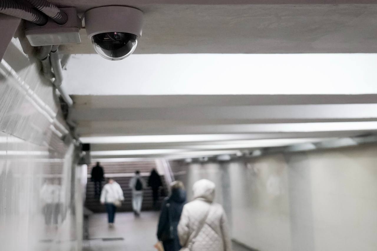 Вандалов вычислят: в пешеходных переходах Нижнего Новгорода установили около 100 новых видеокамер Вандалов вычислят: в пешеходных переходах Нижнего Новгорода установили около 100 новых видеокамер