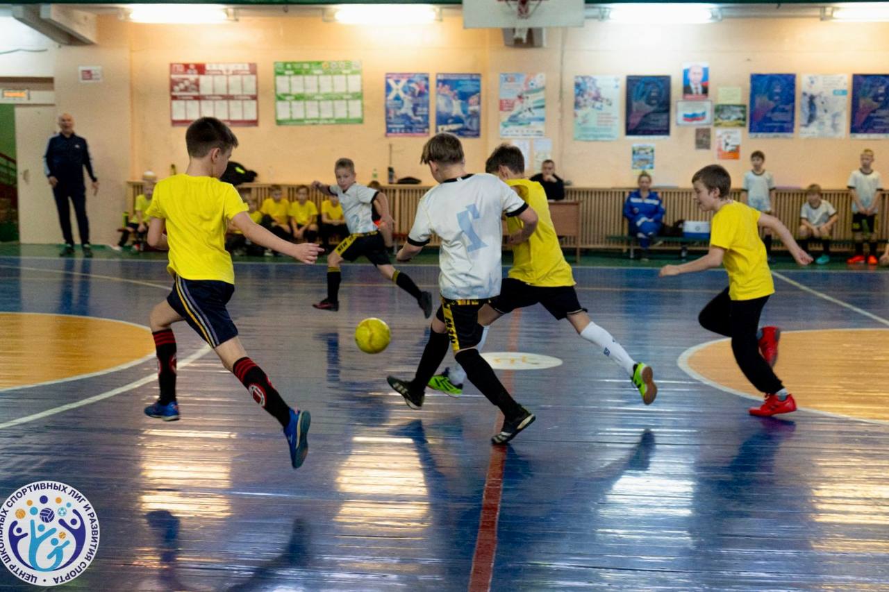 Юрий Шалабаев: Вчера на заседании Совета по развитию физической культуры и спорта Президент России Владимир Владимирович Путин заявил, что школьные спортивные лиги по наиболее популярным, массовым видам спорта должны быть... Юрий Шалабаев: Вчера на заседании Совета по развитию физической культуры и спорта Президент России Владимир Владимирович Путин заявил, что школьные спортивные лиги по наиболее популярным, массовым видам спорта должны быть...