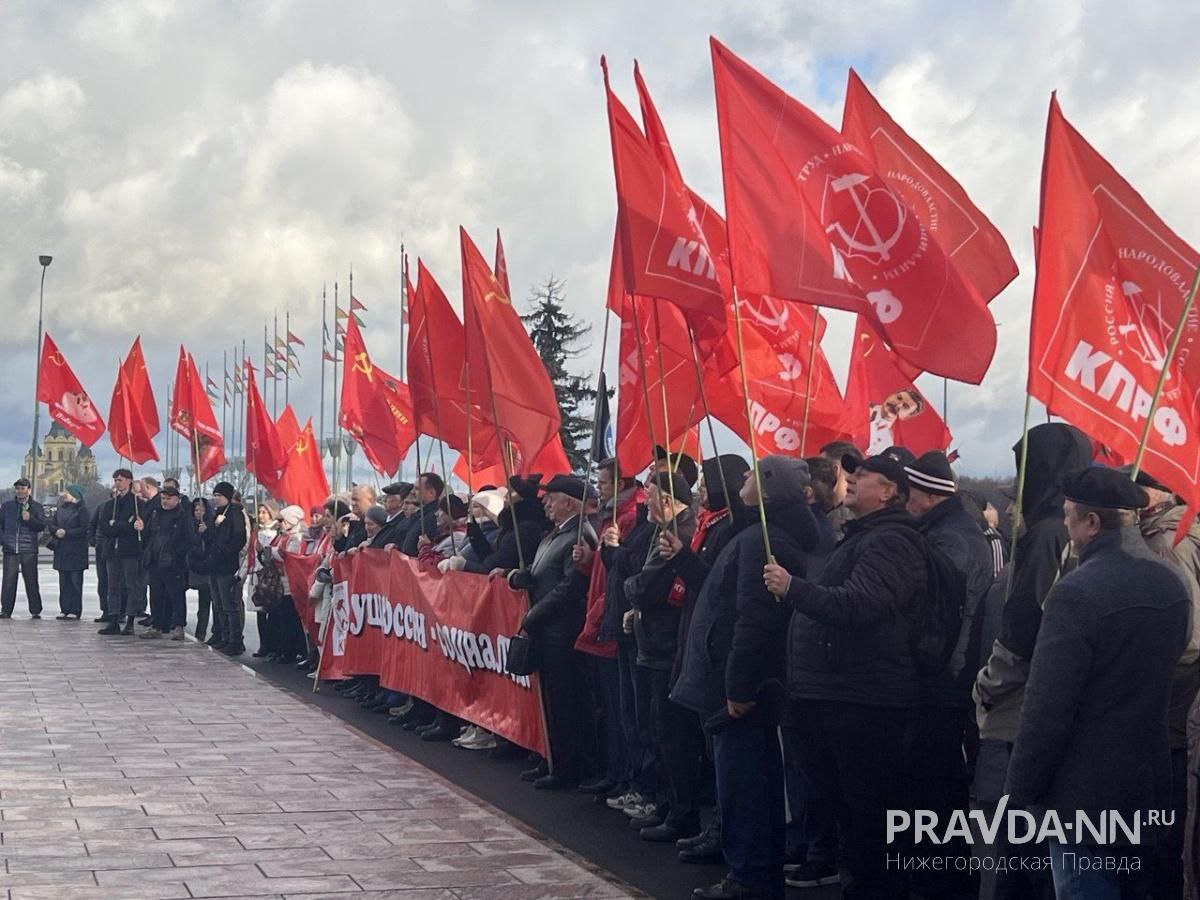 Сегодня - 108-я годовщина Великой Октябрьской социалистической революции Сегодня - 108-я годовщина Великой Октябрьской социалистической революции