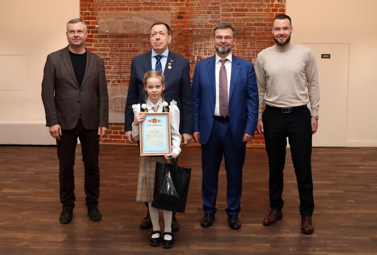 «Мои родители работают в полиции»: в Нижнем Новгороде наградили победителей детского конкурса рисунков «Мои родители работают в полиции»: в Нижнем Новгороде наградили победителей детского конкурса рисунков