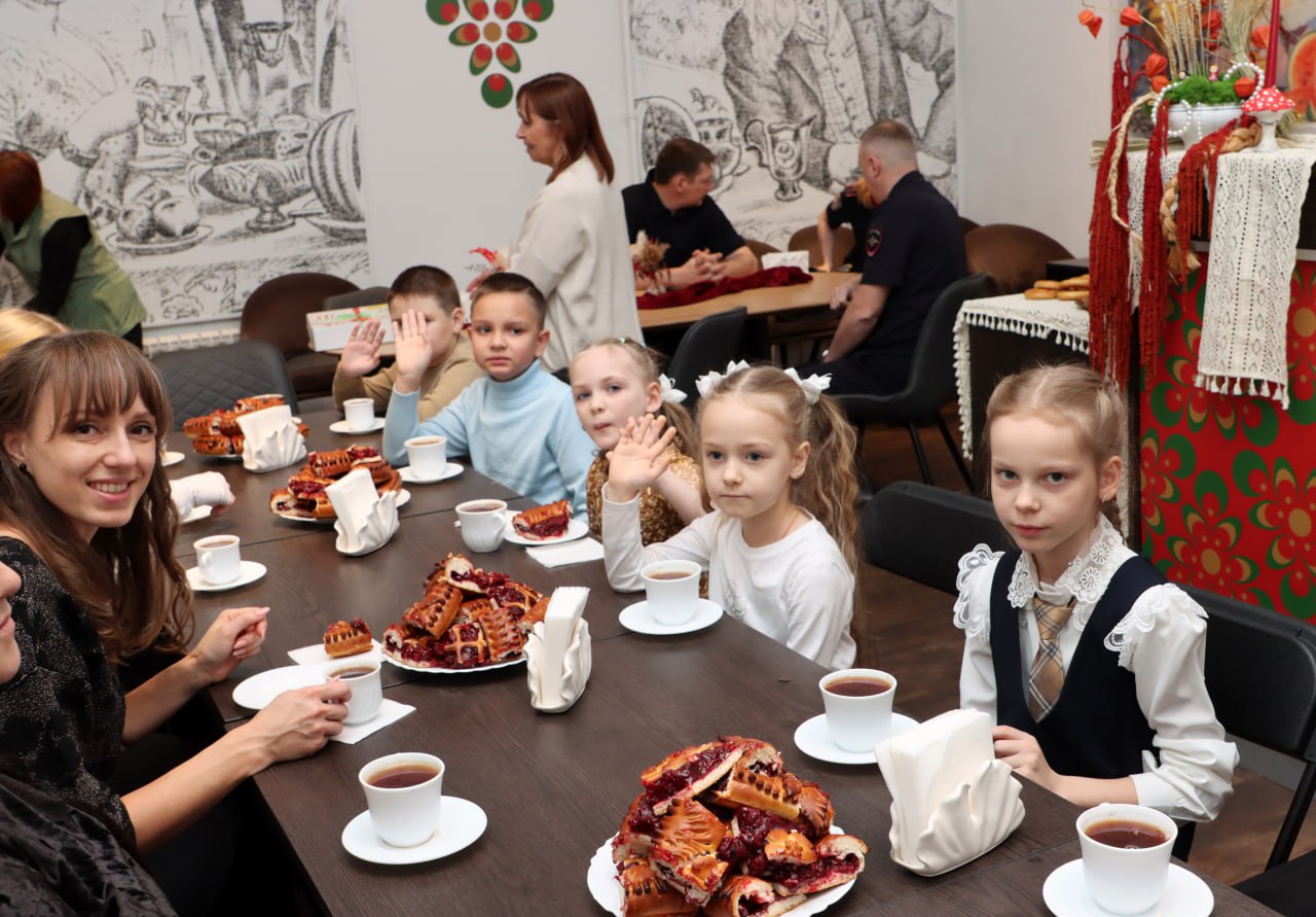 «Мои родители работают в полиции»: в Нижнем Новгороде наградили победителей детского конкурса рисунков «Мои родители работают в полиции»: в Нижнем Новгороде наградили победителей детского конкурса рисунков