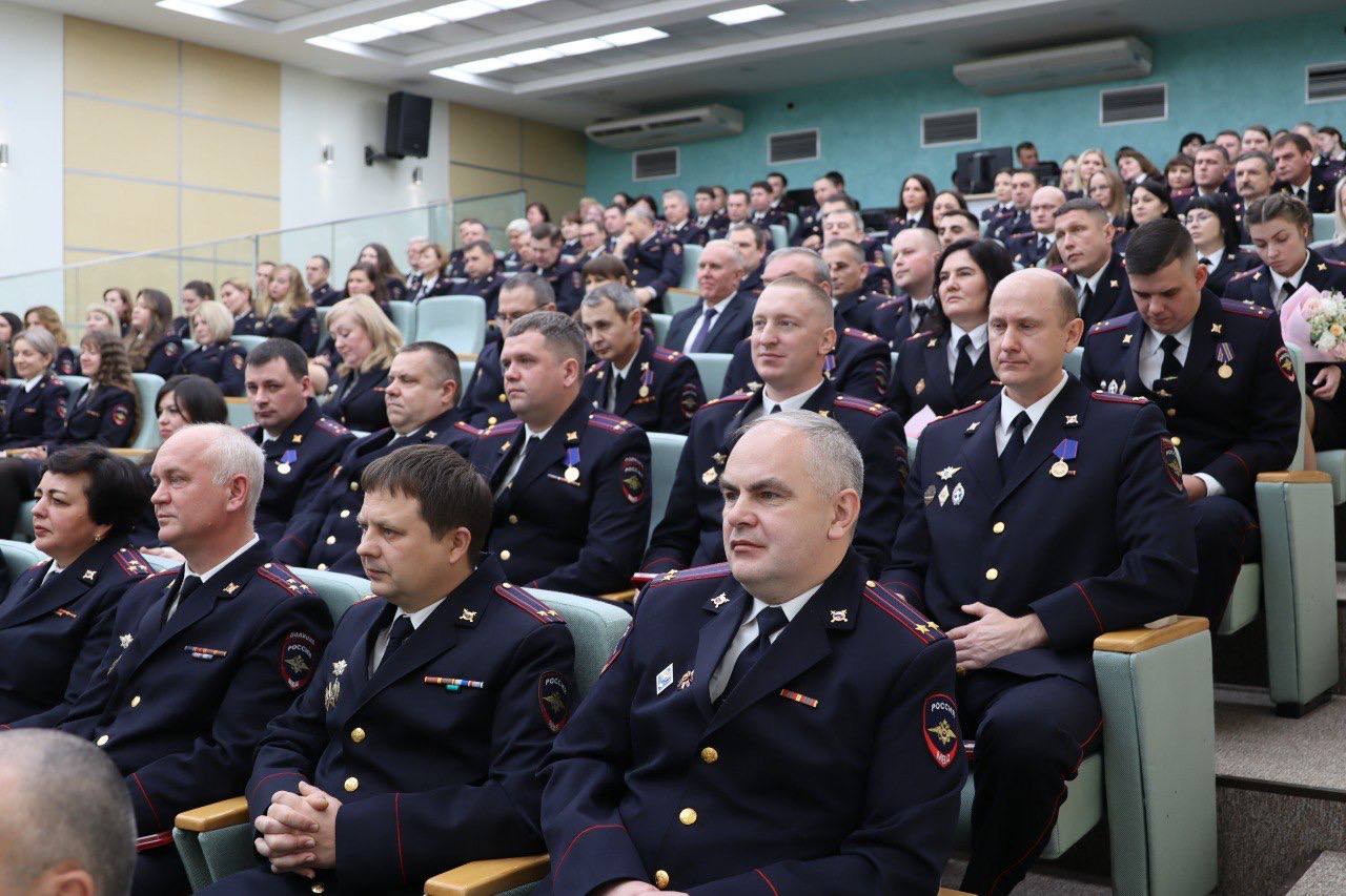 10 ноября отмечают профессиональный праздник сотрудники органов внутренних дел России 10 ноября отмечают профессиональный праздник сотрудники органов внутренних дел России