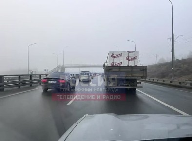 6 аварий с участием более 15 машин на Борском мосту: туманное утро оказалось недобрым для автомобилистов, которые ехали со стороны Бора