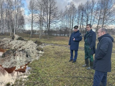 Разлив нефтепродуктов обнаружили в Кстовском районе